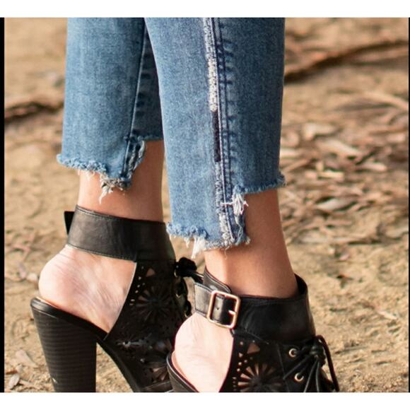 Mavi Adriana distressed mid rise skinny ankle jean raw hem size 25 - Picture 5 of 16